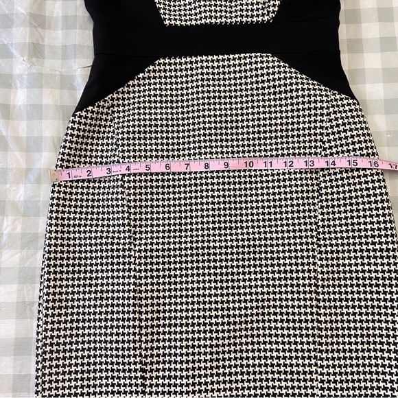 CYNTHIA Steffe - Picture 10 of 15